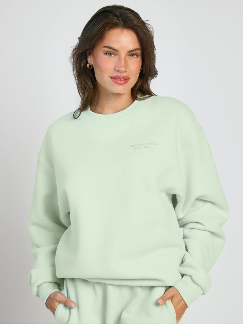 Comfrt Ladies Pastel Crew Sweatshirt. Limited Edition color Mint. Medium.